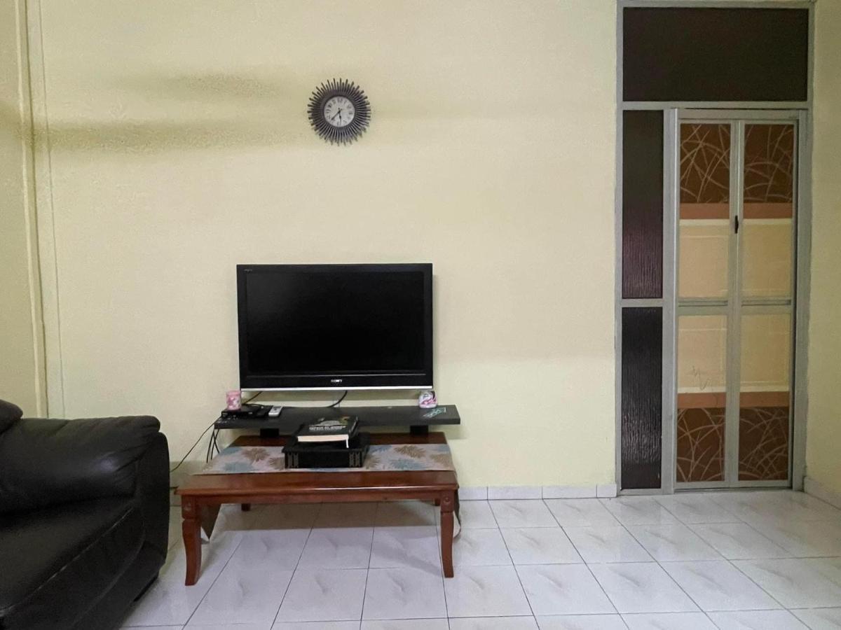 Homestaymuslim Di Teluk Intan Eksteriør bilde