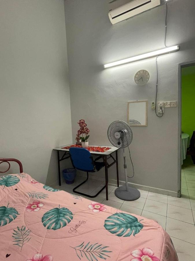 Homestaymuslim Di Teluk Intan Eksteriør bilde