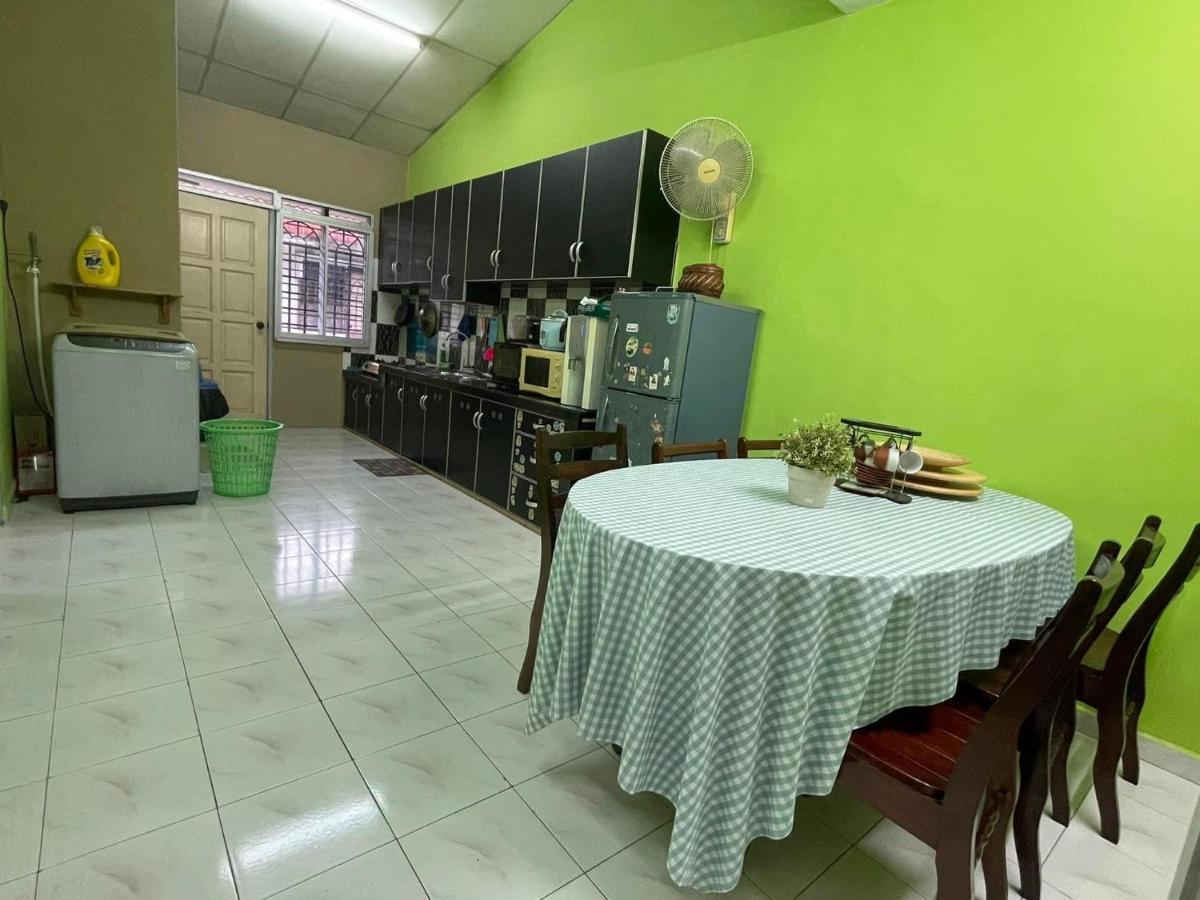 Homestaymuslim Di Teluk Intan Eksteriør bilde
